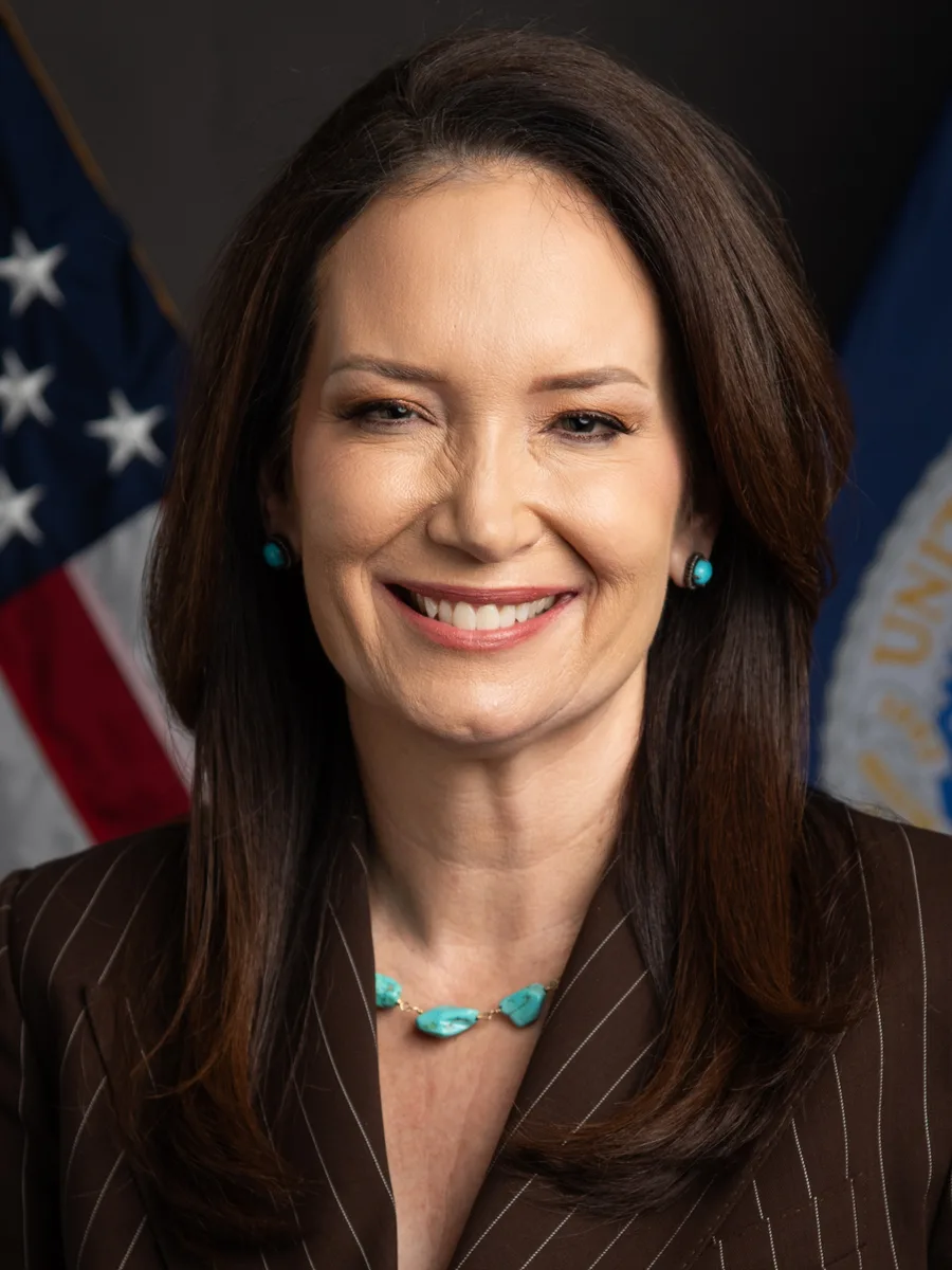 Official portrait of Secretary of Agriculture Brooke Rollins