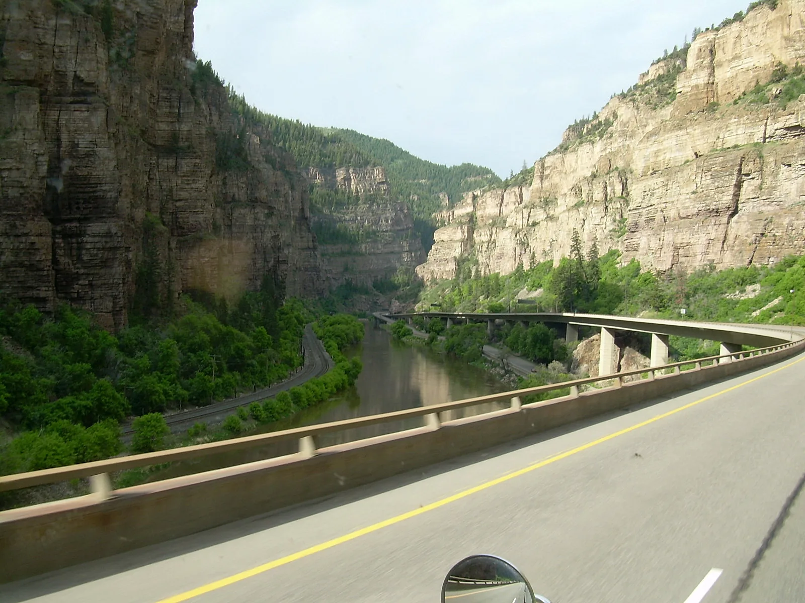 El Último Enlace: El Cañón de Glenwood, Colorado