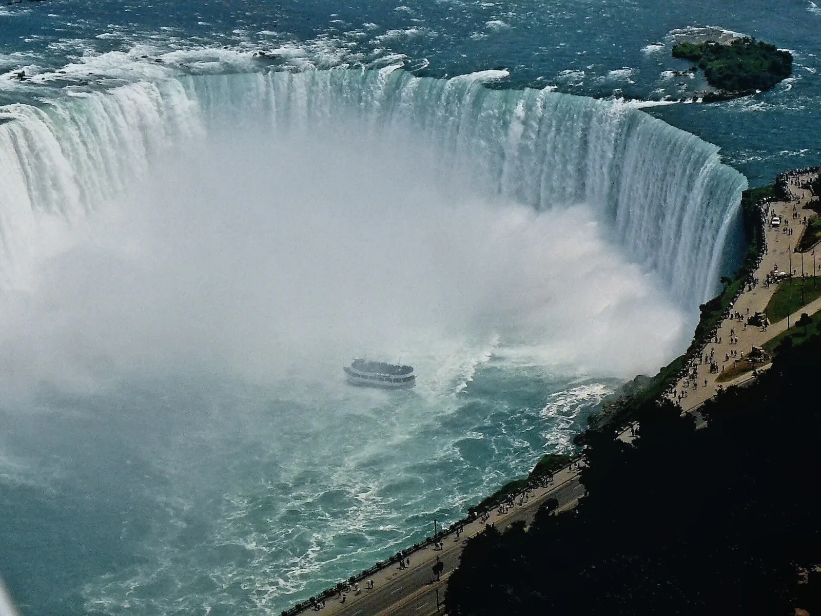 Horseshoe Falls at Niagara Falls State Park viewed from Goat Island, New York